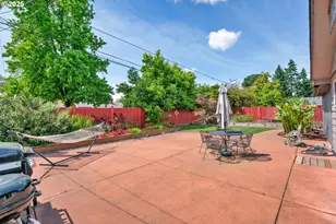 2672 Cheryl St, Eugene, OR 97408 - Photo 38