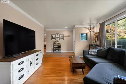 2672 Cheryl St, Eugene, OR 97408 - Photo 10