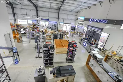 428 NE Newton Creek Dr, Roseburg, OR 97470 - Photo 12