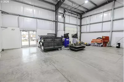 428 NE Newton Creek Dr, Roseburg, OR 97470 - Photo 26