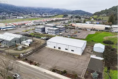 428 NE Newton Creek Dr, Roseburg, OR 97470 - Photo 42