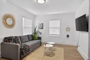 867 S 2nd St, Coos Bay, OR 97420 - Photo 10