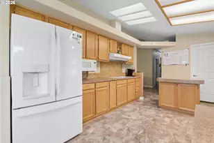 5345 Club Dr, Eugene, OR 97402 - Photo 24