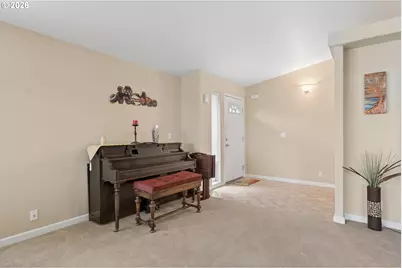 5345 Club Dr, Eugene, OR 97402 - Photo 10