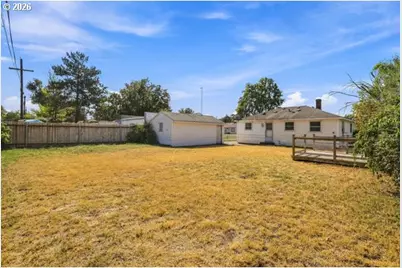 820 W Tamarack Ave, Hermiston, OR 97838 - Photo 16