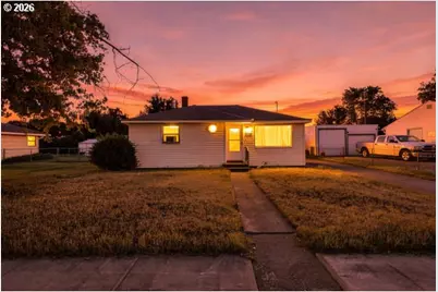 820 W Tamarack Ave, Hermiston, OR 97838 - Photo 1