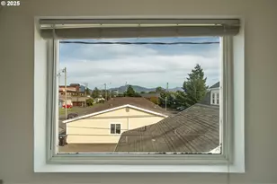 1307 3rd St, Tillamook, OR 97141 - Photo 34