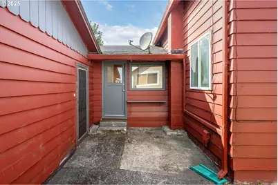 1307 3rd St, Tillamook, OR 97141 - Photo 38