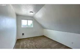 1307 3rd St, Tillamook, OR 97141 - Photo 32