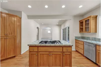 3471 Lakeside Dr, Eugene, OR 97401 - Photo 24