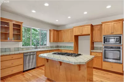 3471 Lakeside Dr, Eugene, OR 97401 - Photo 18