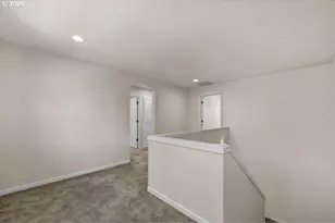 3471 Lakeside Dr, Eugene, OR 97401 - Photo 30