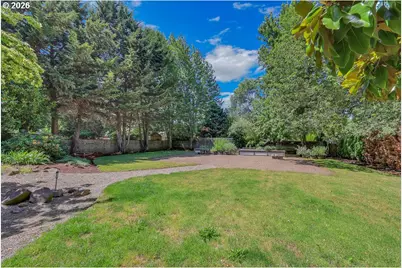 3471 Lakeside Dr, Eugene, OR 97401 - Photo 44