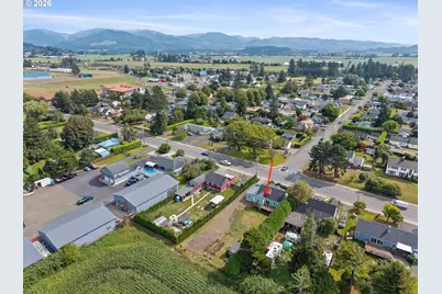 4104 3rd St, Tillamook, OR 97141 - Photo 8