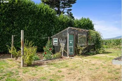 4104 3rd St, Tillamook, OR 97141 - Photo 36