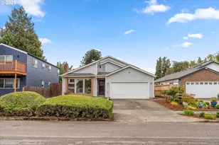 7206 N Amherst St, Portland, OR 97203 - Photo 2