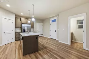 7110 S 13th St, Ridgefield, WA 98642 - Photo 6