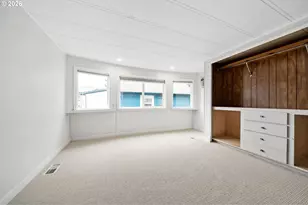 8525 SE Orchard Ln, Happy Valley, OR 97086 - Photo 18