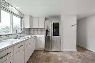 8525 SE Orchard Ln, Happy Valley, OR 97086 - Photo 14