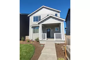 1211 Parkside Ave, Woodburn, OR 97071 - Photo 1