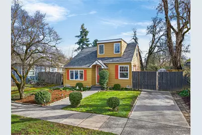 8504 N Foss Ave, Portland, OR 97203 - Photo 2