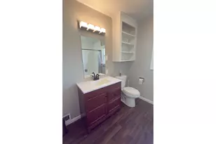 627 W Marine Dr, Astoria, OR 97103 - Photo 8