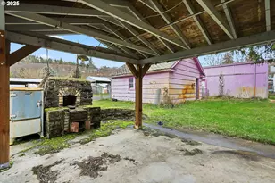 604 Bluff Ave, Klickitat, WA 98628 - Photo 42