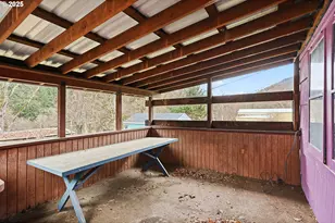 604 Bluff Ave, Klickitat, WA 98628 - Photo 38