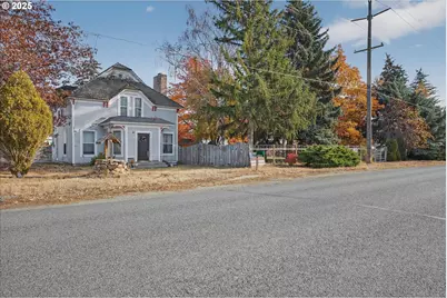 1490 10th St, Baker City, OR 97814 - Photo 2