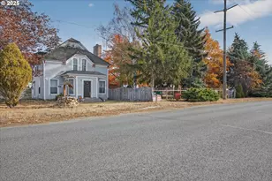 1490 10th St, Baker City, OR 97814 - Photo 2