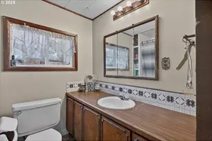 1490 10th St, Baker City, OR 97814 - Photo 20