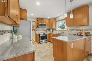 6904 NE 70th St, Vancouver, WA 98661 - Photo 10