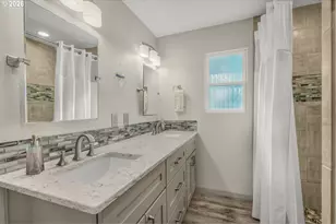 6904 NE 70th St, Vancouver, WA 98661 - Photo 14