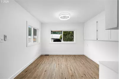 35300 SE Gunderson Rd, Sandy, OR 97055 - Photo 12