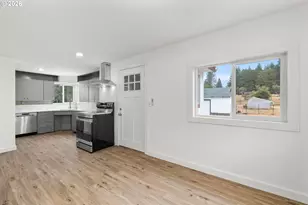 35300 SE Gunderson Rd, Sandy, OR 97055 - Photo 10