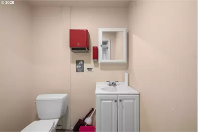 35300 SE Gunderson Rd, Sandy, OR 97055 - Photo 40
