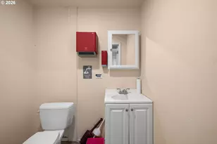 35300 SE Gunderson Rd, Sandy, OR 97055 - Photo 40