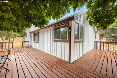35300 SE Gunderson Rd, Sandy, OR 97055 - Photo 6