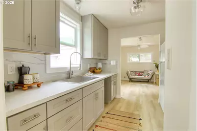 1606 SE 148th Ave, Portland, OR 97233 - Photo 8