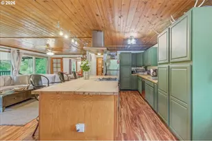 15116 Creek View Ln, Vernonia, OR 97064 - Photo 14