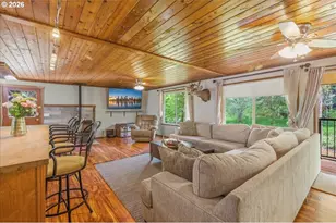 15116 Creek View Ln, Vernonia, OR 97064 - Photo 12