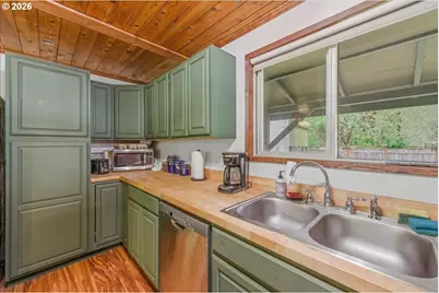 15116 Creek View Ln, Vernonia, OR 97064 - Photo 16