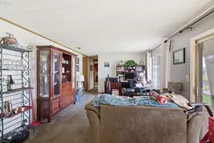 1999 Jansen Way, Woodburn, OR 97071 - Photo 10