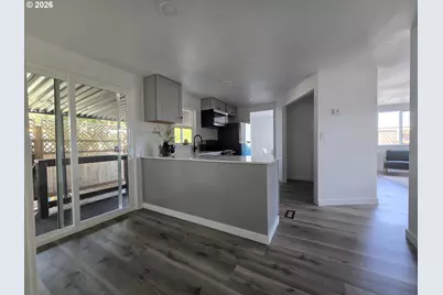 1800 Lakewood Ct #107, Eugene, OR 97402 - Photo 12