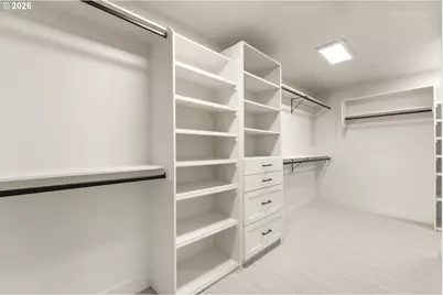 17883 Tamara Ave, Lake Oswego, OR 97035 - Photo 20