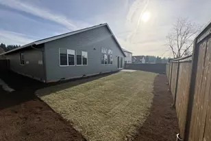 8773 N Hollingsworth St, Camas, WA 98607 - Photo 24