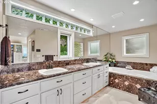 221 SW Moonridge Pl, Portland, OR 97225 - Photo 26