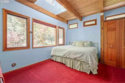 2052 S Shasta Loop, Eugene, OR 97405 - Photo 36