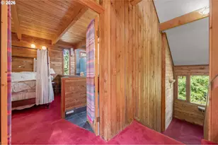 2052 S Shasta Loop, Eugene, OR 97405 - Photo 30