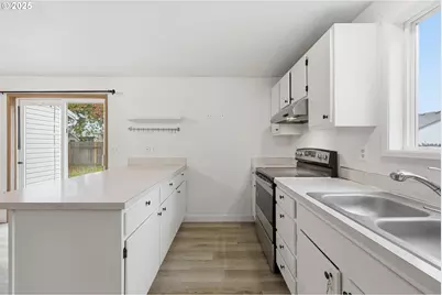 10418 NE 66th St, Vancouver, WA 98662 - Photo 14